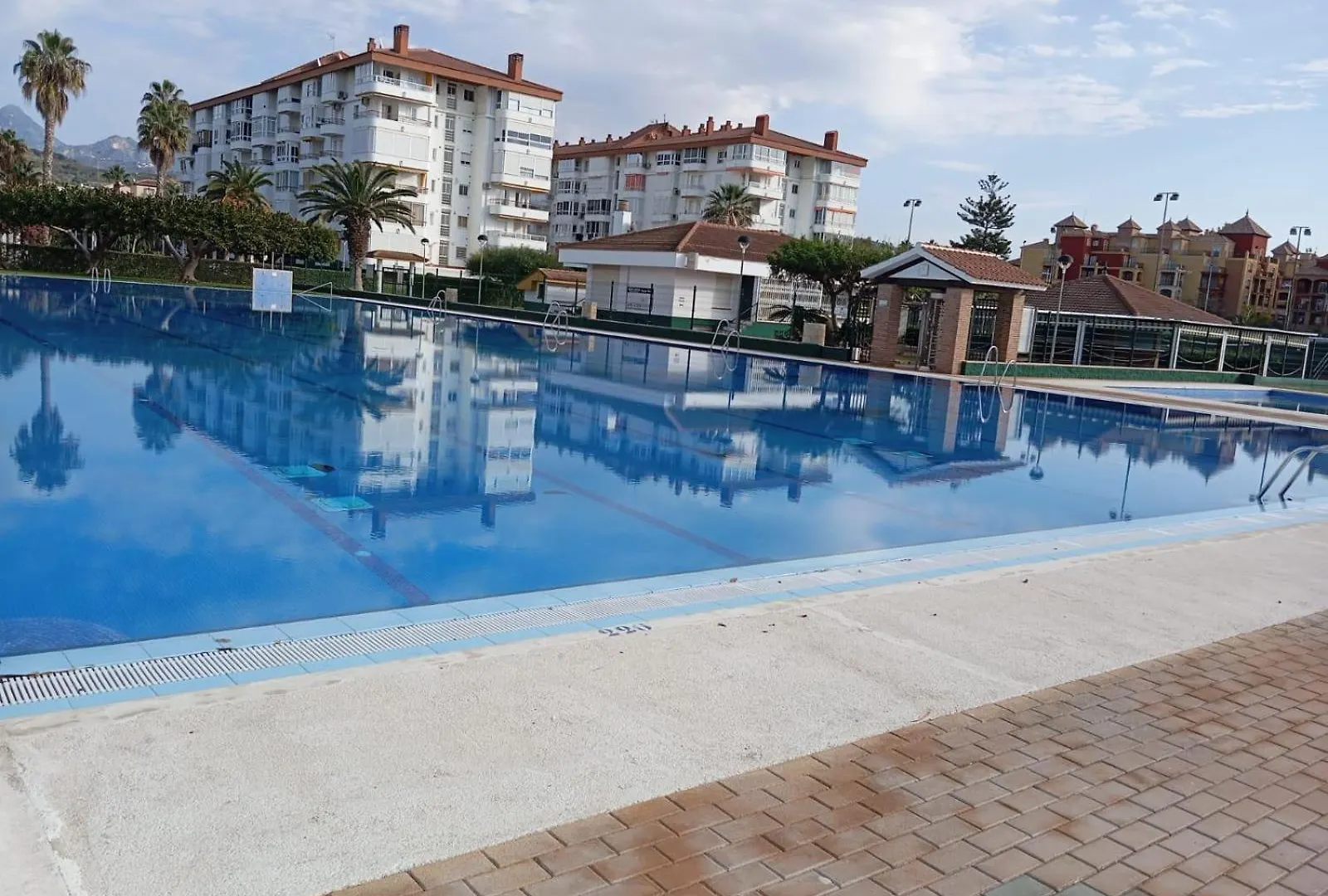 Laguna Beach Residencial Torrox Apartment