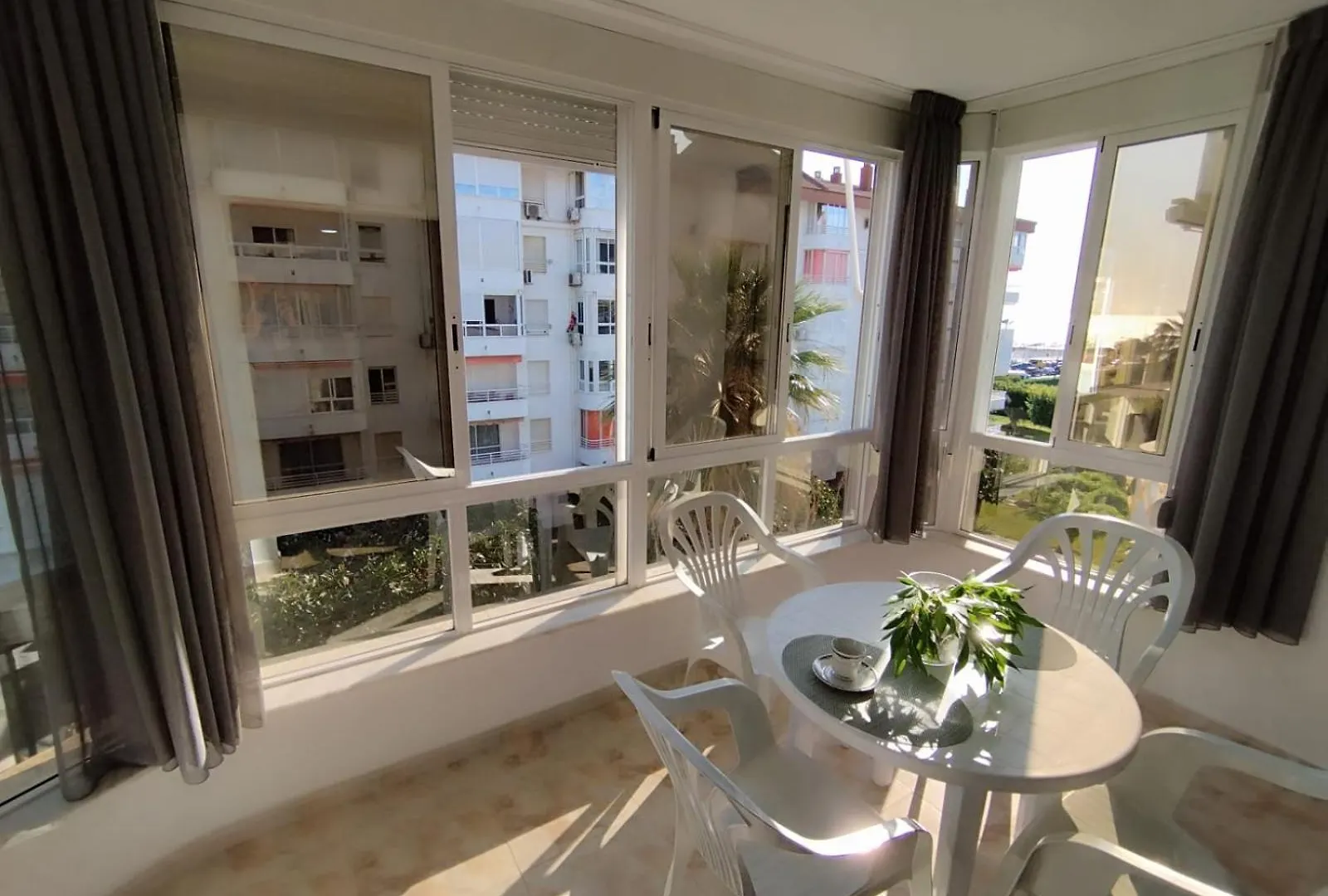 Apartment Laguna Beach Residencial Torrox